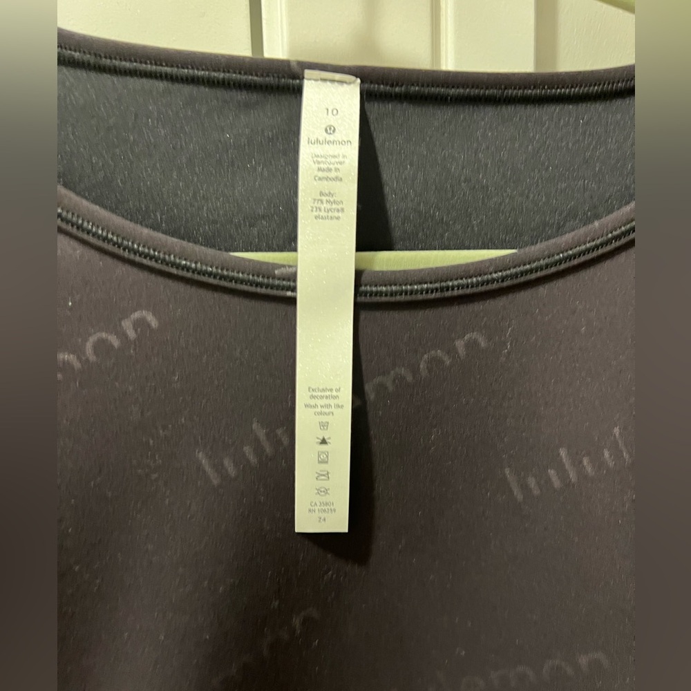 #1 Lululemon NWT Wunder Train Cropped Long Sleeve *Special Edition Black Sz 10 - Picture 9 of 10